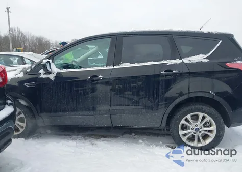 2017 Ford Escape Se from USA, damaged, VIN 1FMCU9GD8HUD47817